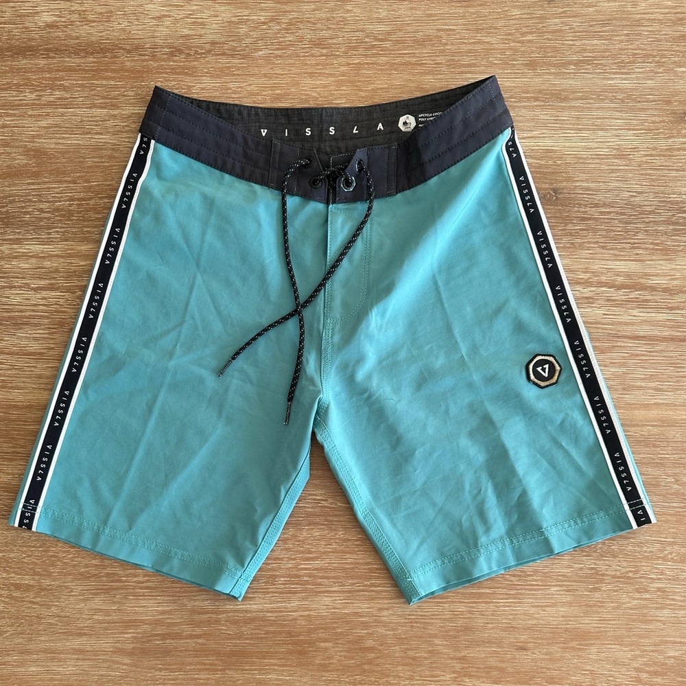 Vissla Boys’ Board Shorts Swim Trunks Waist Size 26